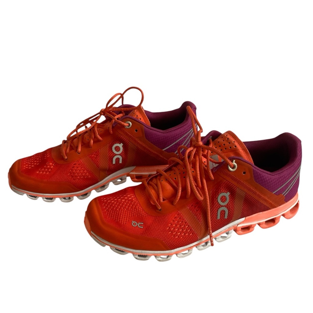 On Cloudflow Swiss Engineering Women’s Sneaker Shoes Size W 7.5 - Picture 2 of 13